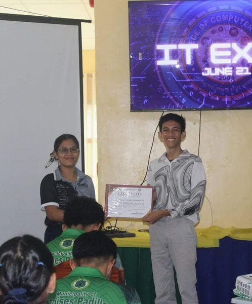 Receiving the Best Programmer certification